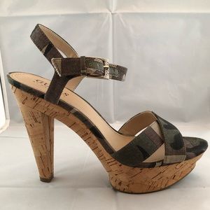 New GUESS (Marciano) Camouflage High Heel Sandals